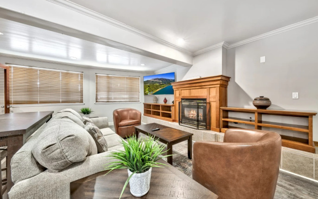 Forest Suites Resort at Heavenly Village