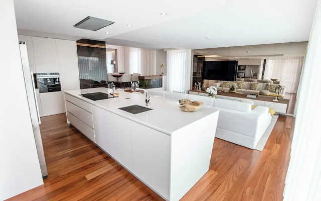 Valentina Residence by GuimaGold