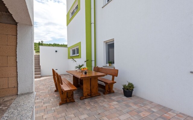 Elegant Villa in Jasenice With Private Swimming Pool