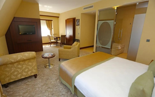 The Green Park Merter