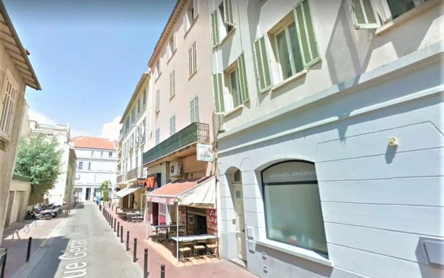 Central 2 Bedrooms close Croisette