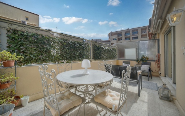 Ref 349416 in Cannes
