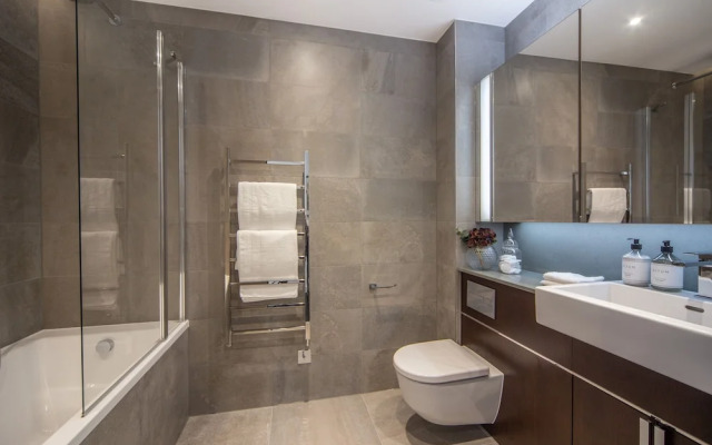 Thornes House Apartments