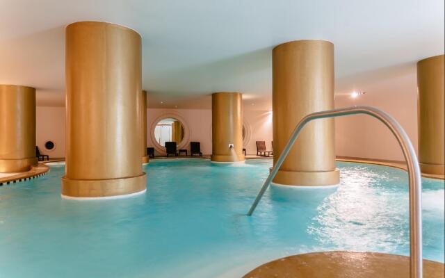 Axis Vermar Conference & Beach Hotel