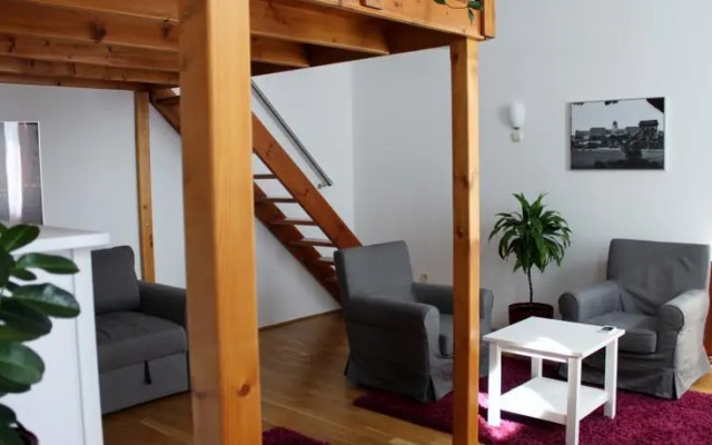 Opera Classical Comfort Apartment