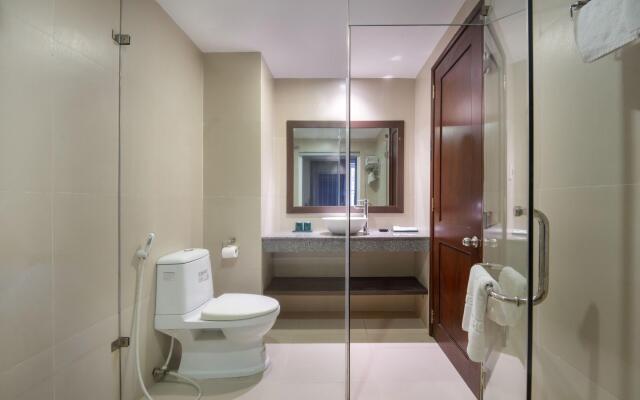 Triple Riverside Villa Hotel Hoian