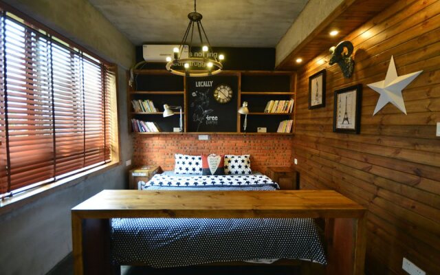 Sanya Time Loft