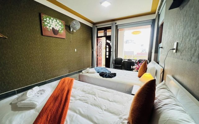 Royal Hotel & Spa Hoi An – Guest Rooms – Da Nang