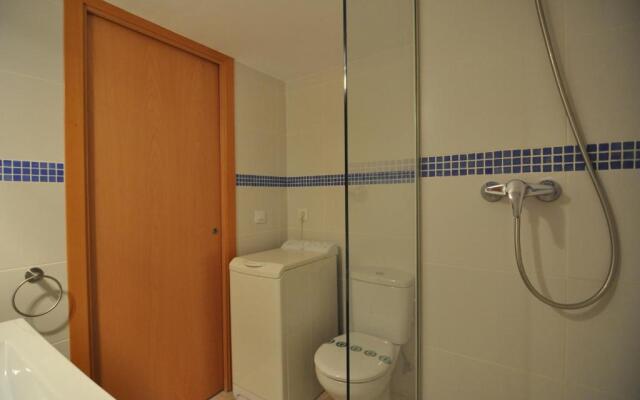 RNET - IR 7-47 Studios Roses Costa Brava