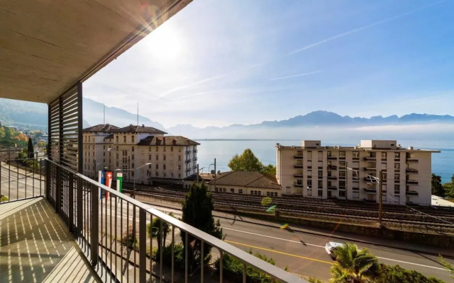 Florimont Double Lake View Room - Self Check-in