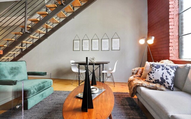 Inventive 2br/2.5 BA Industrial Apt by Domio