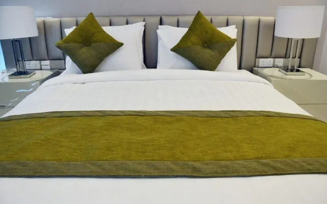 The Lodge Suites