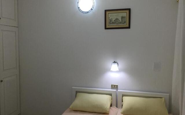 Mini-Studio With Free Private Beach