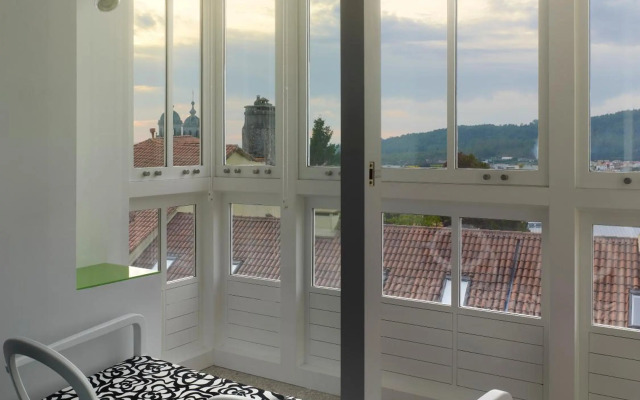 Moure Hotel