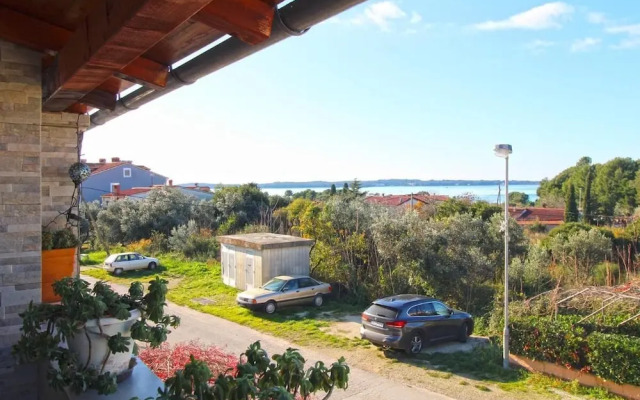 Spacious Apartment With Terrace and BBQ
