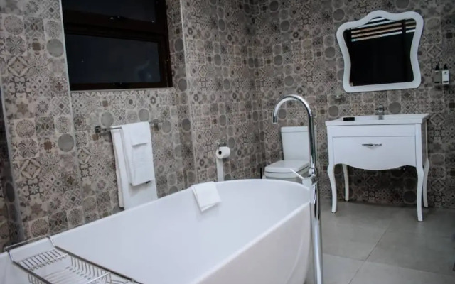 Escapade Lux Guesthouse