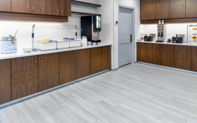 Residence Inn by Marriott Franklin Berry Farms