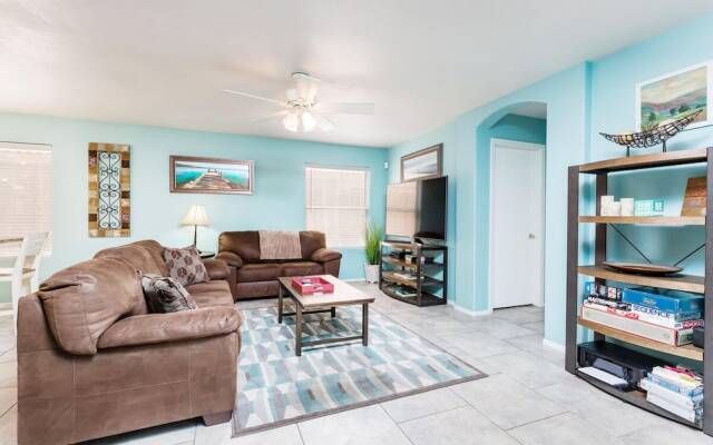 Chandler Oasis - 4 Bedroom by Casago