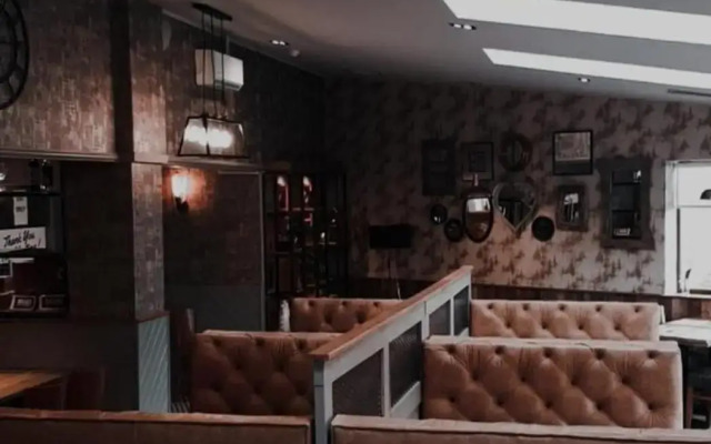 Livingston Lodge Hotel