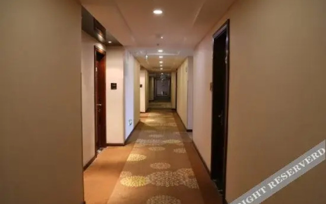 Yiyou Hostel