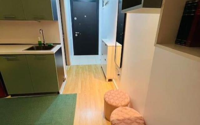 18 Tiny Room