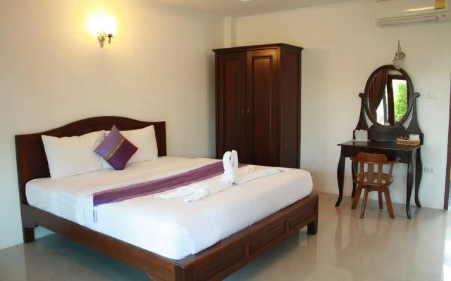 Waterside Resort