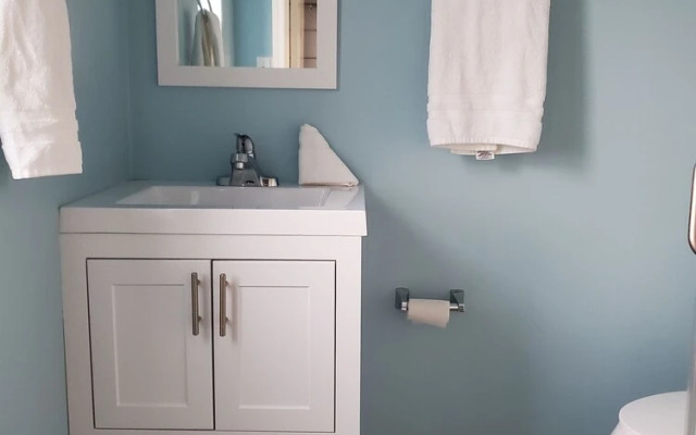 Hollywood Gardens Inn & Suites