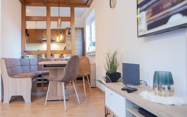 Apartment With Balcony and Garage