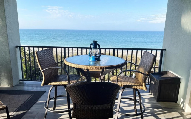 Endless Water Views in Manasota Key