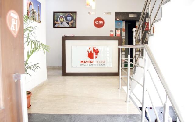 OYO 698 Hotel Maven's House