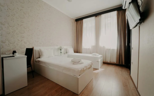 Otiums Hotel