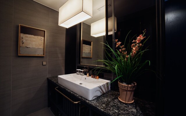 Best Louis Hamilton Hotel West Busan