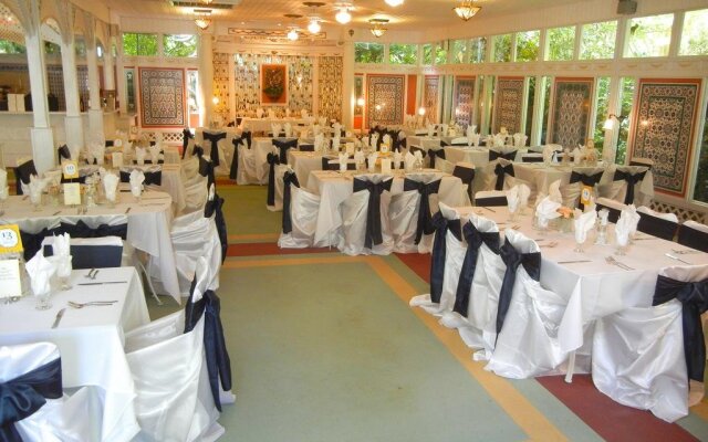 Melange Bed & Breakfast