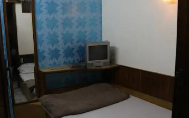 Yes Please Guest House