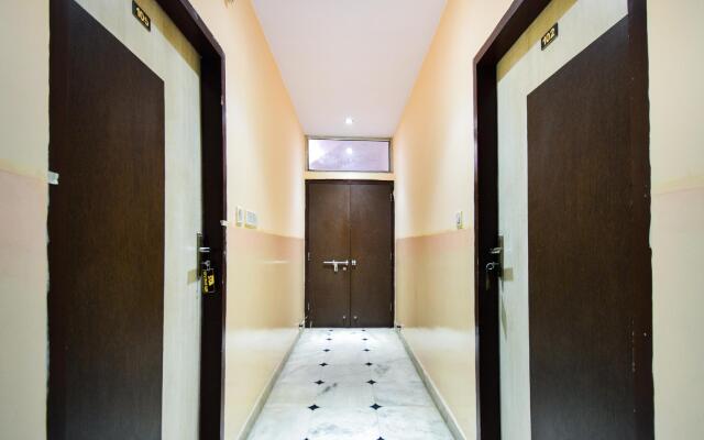OYO Flagship 62492 Hotel Royal Residency