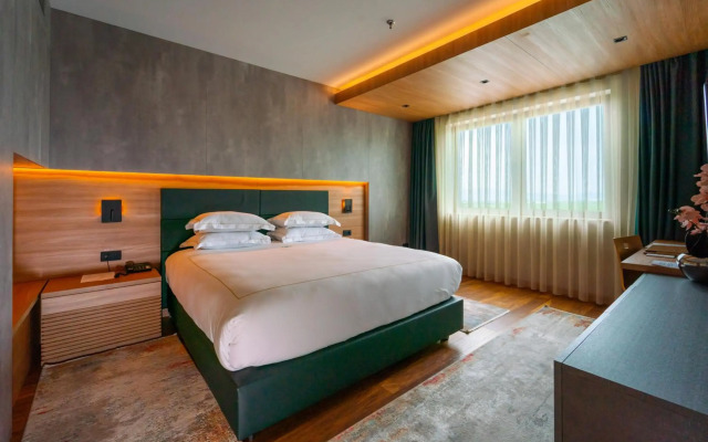 Emerald Hotel Pristina, Kosovo