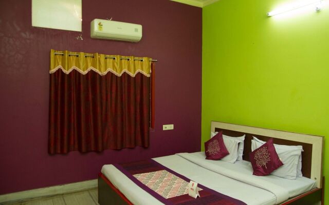 OYO 4108 near Kalinga Hospital