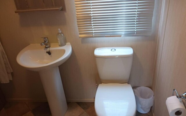 3 bed Static 12ft Caravan Home From Home Somerset