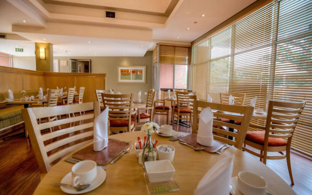 Road Lodge Sandton Grayston Drive