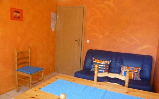 Appart-Hotel Dry Les Courtis