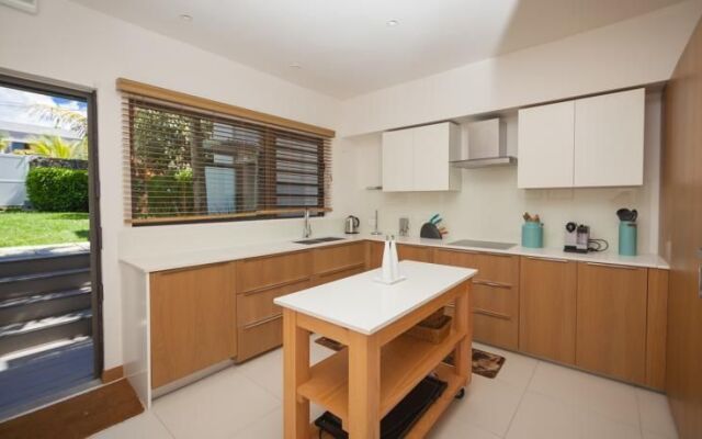 Coral Bay by Dream Escapes