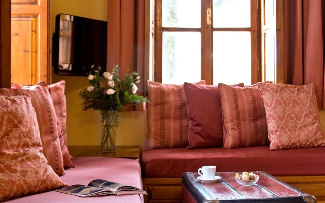 The Chatzigaki Manor