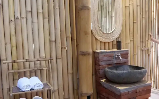 Pitu A Punggul Village Escape