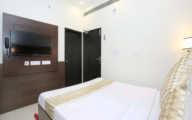 Hotel The Black Gold By OYO Rooms