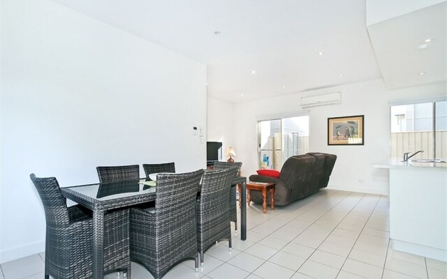 Modern Seaside Sanctuary