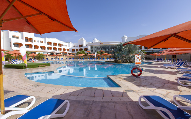 Naama Waves Hotel