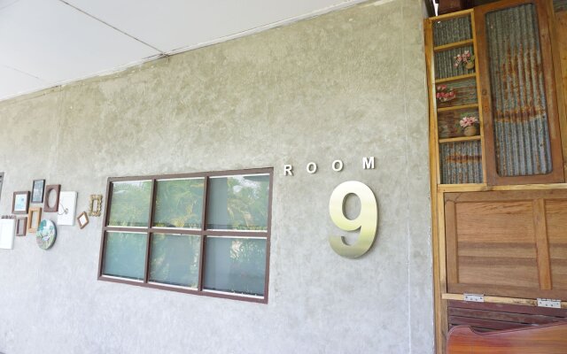 Room 9 Hometel