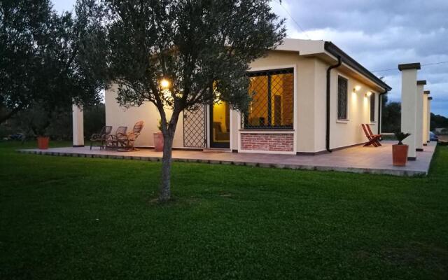 I due Ulivi - strada per La Caletta