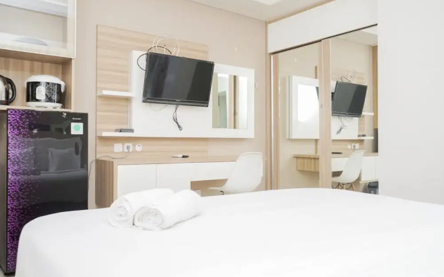 Simply Strategic and Comfy Studio Paramount Skyline Apartment