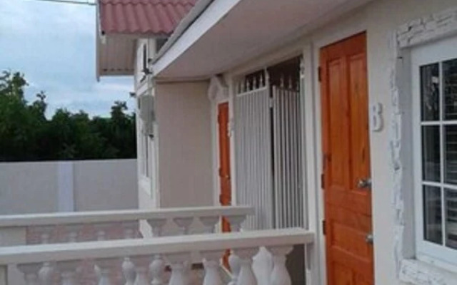 Maria Mulata Apartments